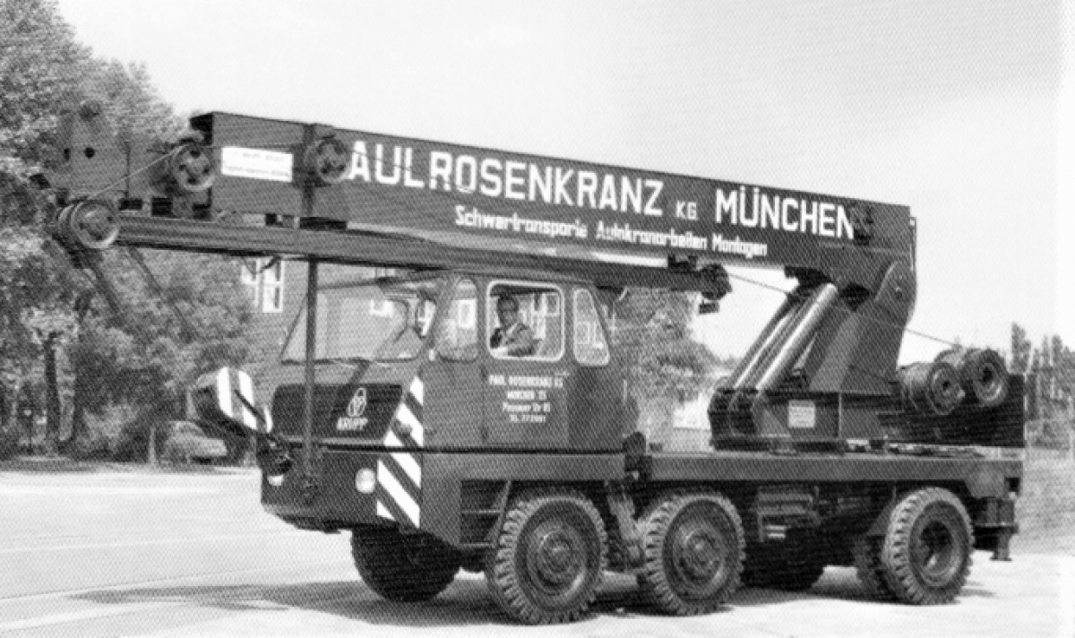 Kranbild Rosenkranz M nchen Krupp 18 GMT Autokran Portal Autokran 