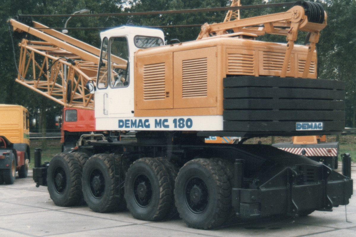 Mc 180 hyundai