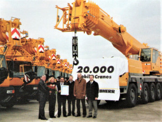 Dez/2007 der 20.000 Liebherr-Kran an Hovago LTM 1100-5.2