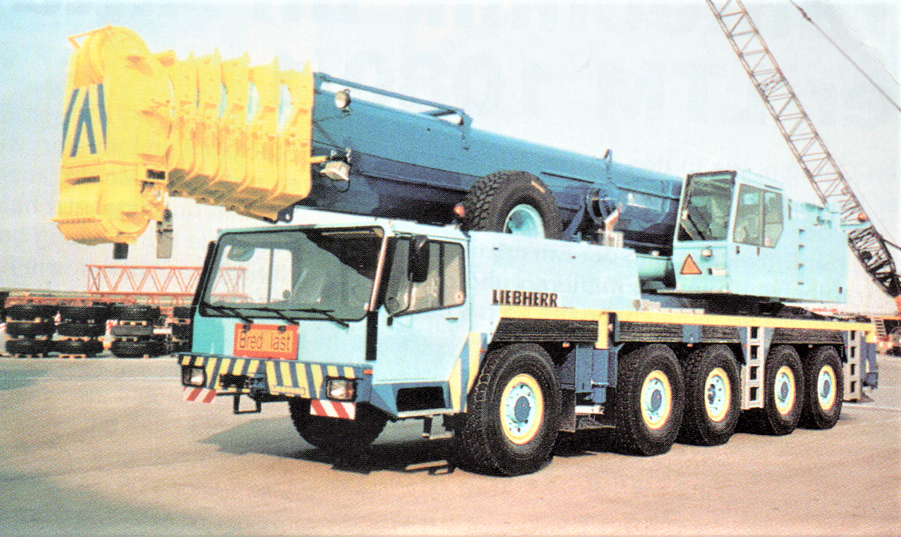 LIEBHERR LTM 1160 Autokran Mennen & Wittrock Metallmast #2082 Conrad 1